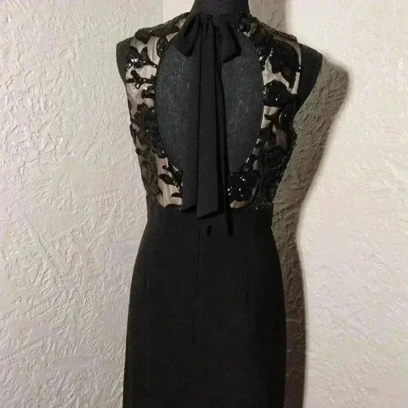 Vince camuto sequin crepe column Gown. - Picture 9 of 16